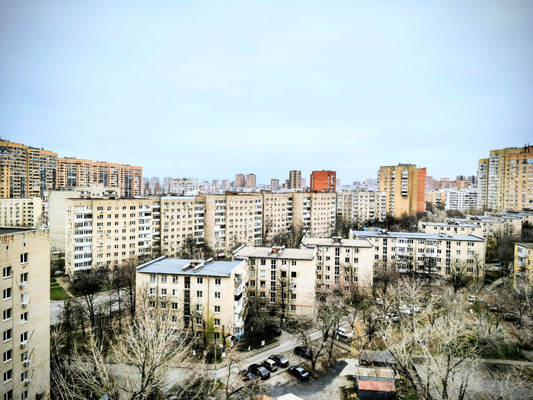 Продам трехкомнатную (3-комн.) квартиру, Капустина ул, 10/1, Ростов-на-Дону г