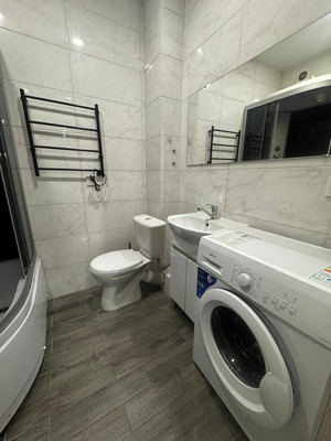 Продам однокомнатную (1-комн.) квартиру, Екатерининская ул, 1к2, Южный п