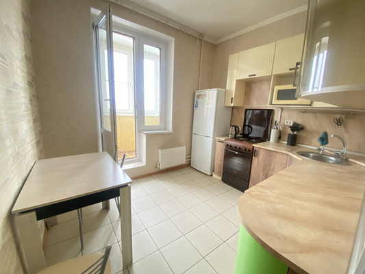 Продам однокомнатную (1-комн.) квартиру, Рождественская (Железнодорожный мкр.) ул, 10, Балашиха г