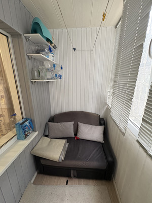 Продам двухкомнатную (2-комн.) квартиру, Волгоградская ул, 24, Новороссийск г