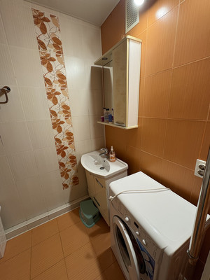 Продам двухкомнатную (2-комн.) квартиру, Волгоградская ул, 24, Новороссийск г