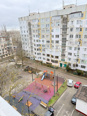 Продам однокомнатную (1-комн.) квартиру, Гагарина ул, 32, Керчь г