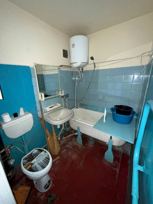 Продам однокомнатную (1-комн.) квартиру, Гагарина ул, 32, Керчь г