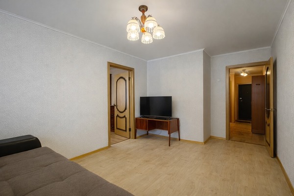 Продам трехкомнатную (3-комн.) квартиру, Московская ул, 4, Протвино г