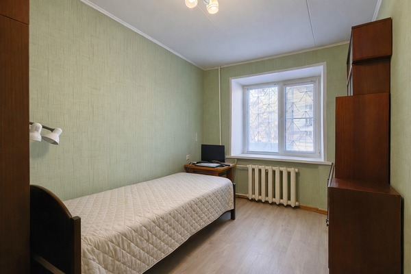 Продам трехкомнатную (3-комн.) квартиру, Московская ул, 4, Протвино г