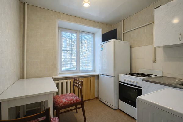 Продам трехкомнатную (3-комн.) квартиру, Московская ул, 4, Протвино г