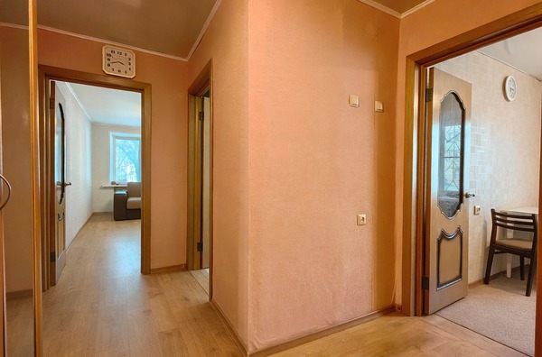 Продам трехкомнатную (3-комн.) квартиру, Московская ул, 4, Протвино г