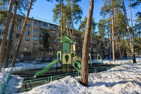 Продам трехкомнатную (3-комн.) квартиру, Московская ул, 4, Протвино г