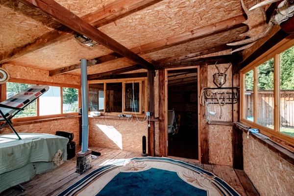 Продам дачу, СОК Строитель 11 км автодороги Х-М-Т снт, 1, Ханты-Мансийск г, 0 км от города