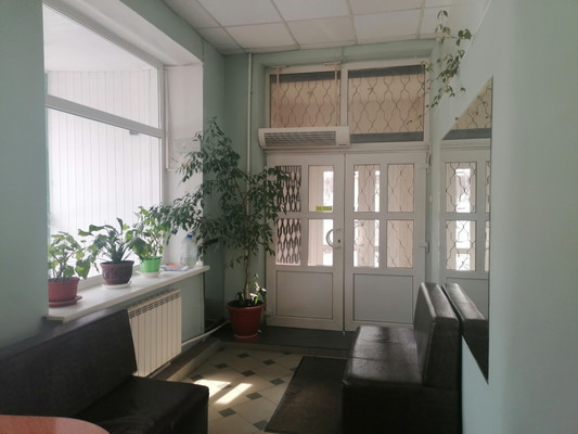 Продам коммерческое помещение 159,5 м2, Дзержинского ул, 64, Рязань г