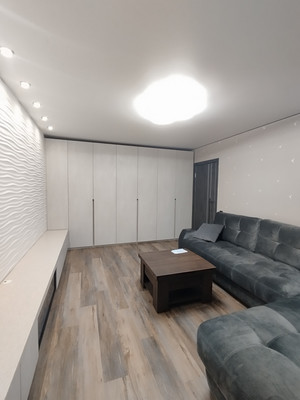 Продам двухкомнатную (2-комн.) квартиру, 11-я линия ул, 53к60, Ростов-на-Дону г