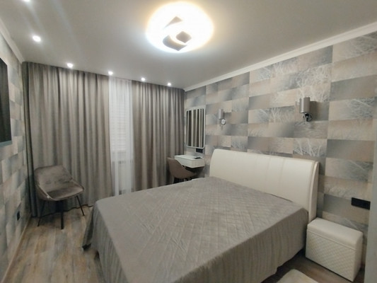 Продам двухкомнатную (2-комн.) квартиру, 11-я линия ул, 53к60, Ростов-на-Дону г