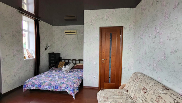 Продам коммерческое помещение 215 м2, Благодарный пер, 17, Анапа г