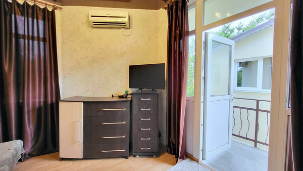 Продам коммерческое помещение 215 м2, Благодарный пер, 17, Анапа г