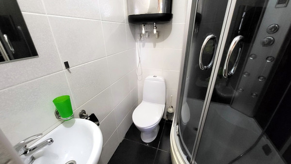 Продам коммерческое помещение 215 м2, Благодарный пер, 17, Анапа г