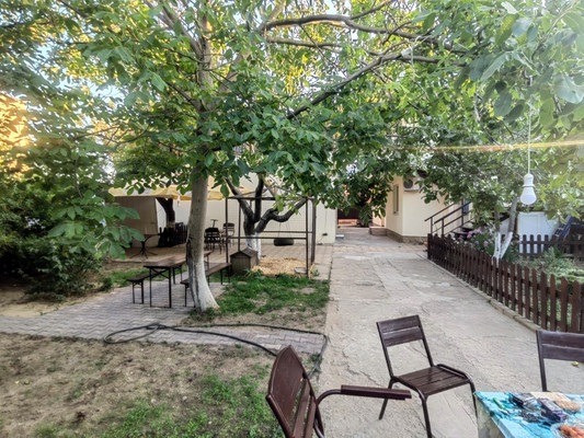 Продам коммерческое помещение 215 м2, Благодарный пер, 17, Анапа г