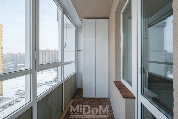 Продам двухкомнатную (2-комн.) квартиру, Заречная ул, 19к1, Назия п. ж/д ст.