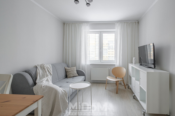 Продам двухкомнатную (2-комн.) квартиру, Заречная ул, 19к1, Назия п. ж/д ст.