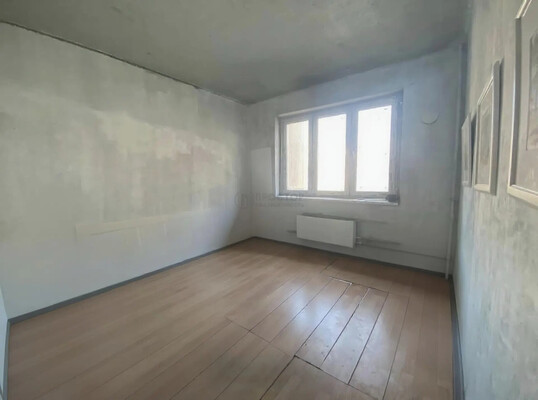 Продам трехкомнатную (3-комн.) квартиру, Лесная ул, 24к1, Боброво рп