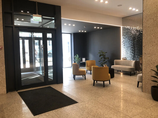 Продам трехкомнатную (3-комн.) квартиру, Лихачёва пр-кт, 18к1, Москва г