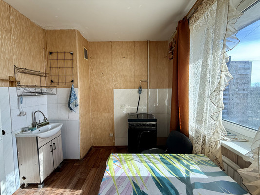 Продам однокомнатную (1-комн.) квартиру, Раумская ул, 15, Колпино г