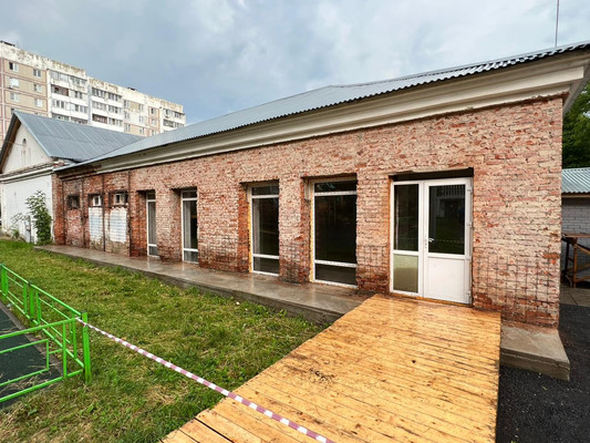 Продам торговое помещение 200 м2, Дружбы ул, 13к1, Чехов г