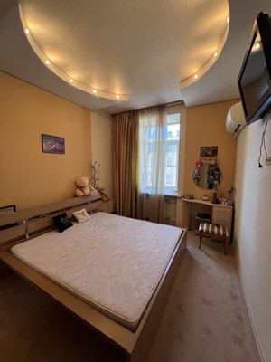 Продам двухкомнатную (2-комн.) квартиру, Лиговский пр-кт, 87В, Санкт-Петербург г