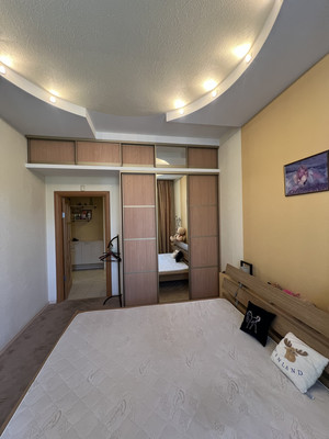 Продам двухкомнатную (2-комн.) квартиру, Лиговский пр-кт, 87В, Санкт-Петербург г