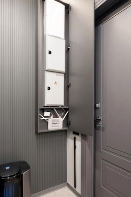 Продам трехкомнатную (3-комн.) квартиру, Малая Зеленина ул, 4, Санкт-Петербург г