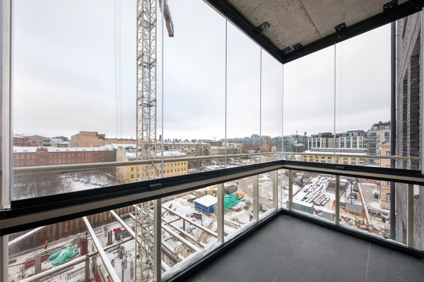 Продам трехкомнатную (3-комн.) квартиру, Малая Зеленина ул, 4, Санкт-Петербург г