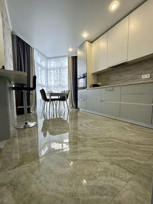 Продам трехкомнатную (3-комн.) квартиру, Калараша (Лазаревский р-н) ул, 64Б/2к1, Сочи г