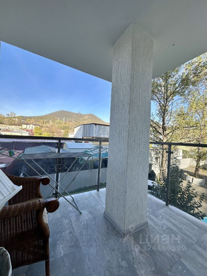 Продам трехкомнатную (3-комн.) квартиру, Калараша (Лазаревский р-н) ул, 64Б/2к1, Сочи г