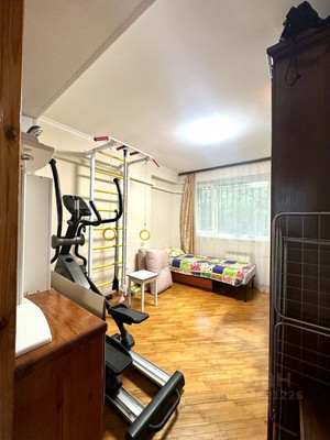 Продам трехкомнатную (3-комн.) квартиру, Партизанская ул, 36, Монастырь с