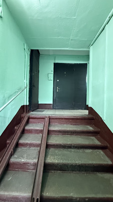 Продам трехкомнатную (3-комн.) квартиру, Очаковское ш, 17к2, Москва г