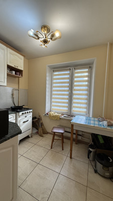 Продам трехкомнатную (3-комн.) квартиру, Очаковское ш, 17к2, Москва г