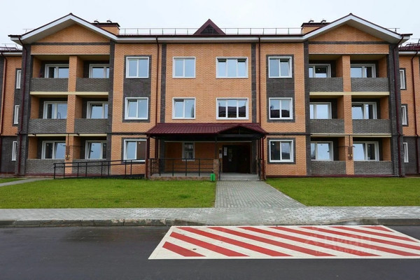 Продам двухкомнатную (2-комн.) квартиру, Генерала Донскова ул, 27к3, Новофедоровское п