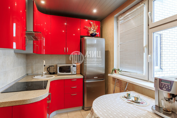 Продам однокомнатную (1-комн.) квартиру, Матвеевская ул, 36, Москва г