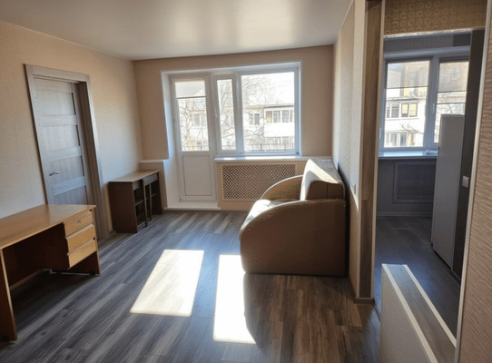 Продам двухкомнатную (2-комн.) квартиру, Советская ул, 100А, Глазово д