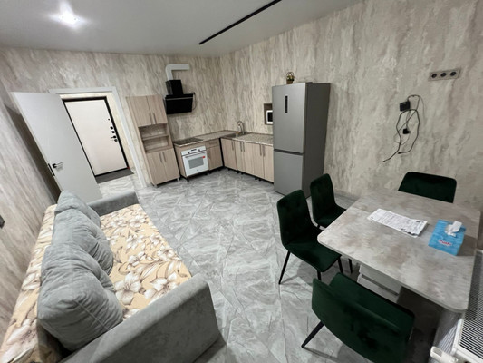 Сдам двухкомнатную (2-комн.) квартиру, Домбайская ул, 55к4, Краснодар г