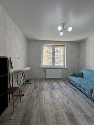 Сдам двухкомнатную (2-комн.) квартиру, Домбайская ул, 55к4, Краснодар г