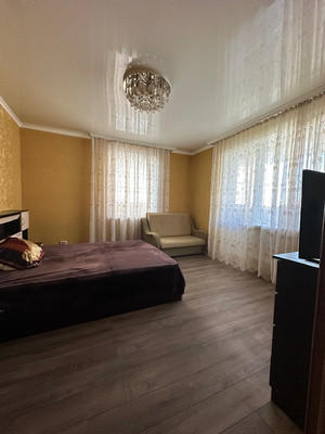 Сдам однокомнатную (1-комн.) квартиру, Российская ул, 721к1, Краснодар г