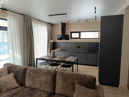 Продам коттедж, ДПК Лэйк Клаб тер, Лыщёво д, 0 км от города