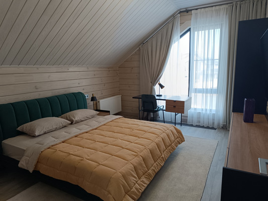 Продам коттедж, ДПК Лэйк Клаб тер, Лыщёво д, 0 км от города