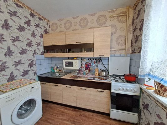 Продам многокомнатную квартиру, Гагарина ул, 73, Волгодонск г