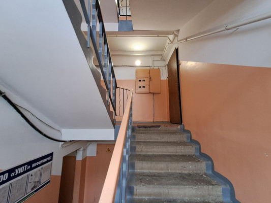 Продам многокомнатную квартиру, Гагарина ул, 73, Волгодонск г