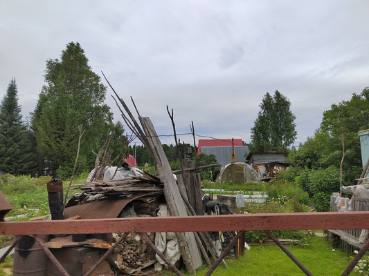 Продам участок 10 соток, Фермерское хоз., СОТ Парус 11 км автодороги Х-М-Т снт, Ханты-Мансийск г, 0 км от города