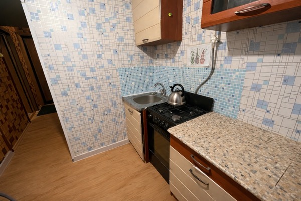 Продам однокомнатную (1-комн.) квартиру, 17, Каменское с