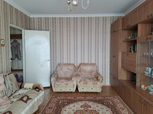 Продам двухкомнатную (2-комн.) квартиру, Маршала Кошевого ул, 30, Волгодонск г