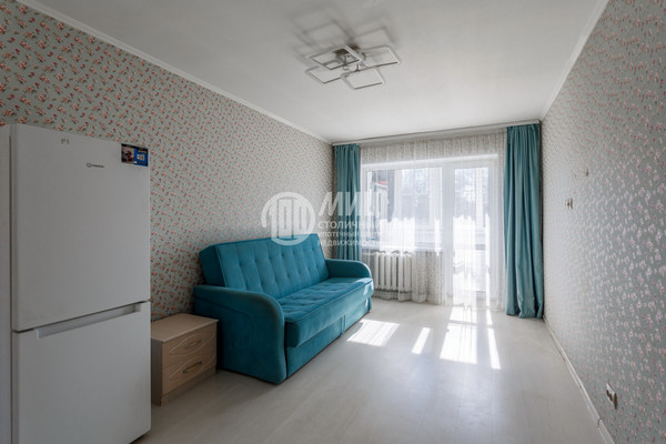 Продам двухкомнатную (2-комн.) квартиру, Гаршина ул, 1, Томилино рп