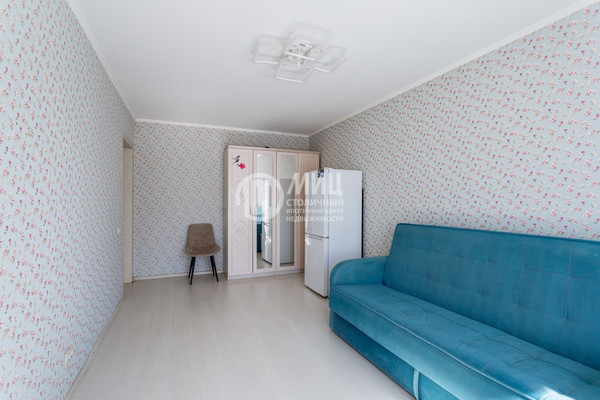 Продам двухкомнатную (2-комн.) квартиру, Гаршина ул, 1, Томилино рп